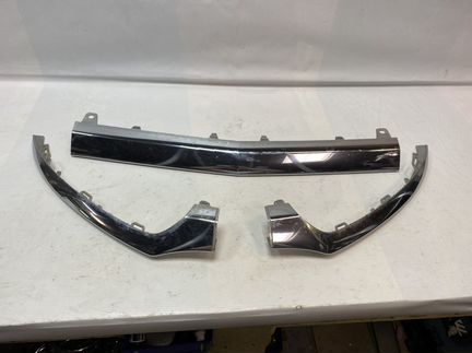 Хром накладка переднего бампера Mercedes 205 W205