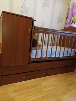 Детская кроватка