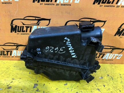 Корпус воздушного фильтра Toyota Avensis T250