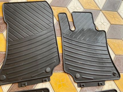 Комплект ковриков Mercedes W212 W218