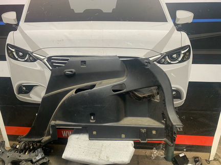 Обшивка багажника задняя правая Mazda Cx-7 EH 2.3