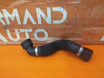 Шланг радиатора Audi Q8 1 2018-Нв