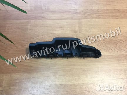 Кронштейн переднего крыла Cadillac SRX 2010-2016