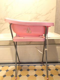 Детская ванночка для купания с подставкой