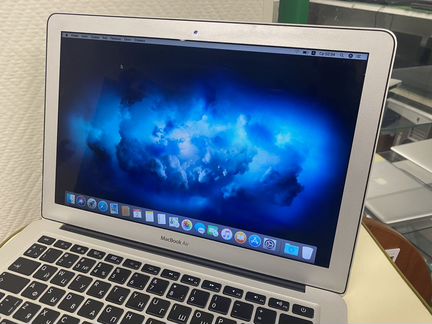 MacBook air 13 2014 мощный core i7\8-гигов