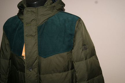 Пуховая мужская куртка boss (Германия)