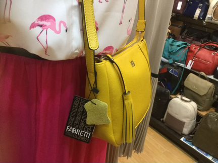 Женская кожаная сумка кросс боди