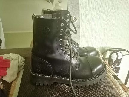 Ботинки steels