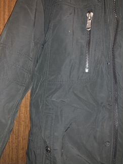 Черная куртка 48-50 размера с теплой подкладкой