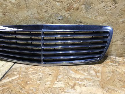 Решетка радиатора Mercedes-Benz E-Class W211 W211