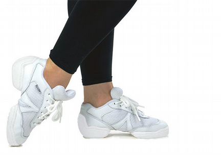 Кроссовки для современного танца