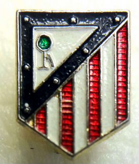 Значки Испания 2 вида Федерации и фб клуба