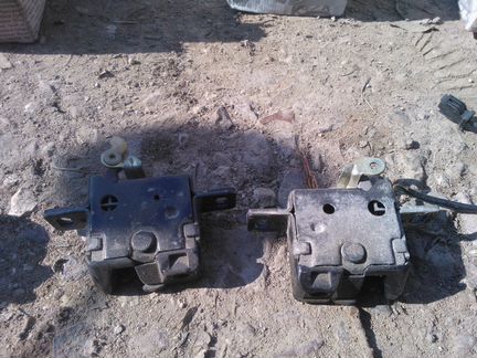 Замок багажника audi A6 4A9827505C ауди а6 avant