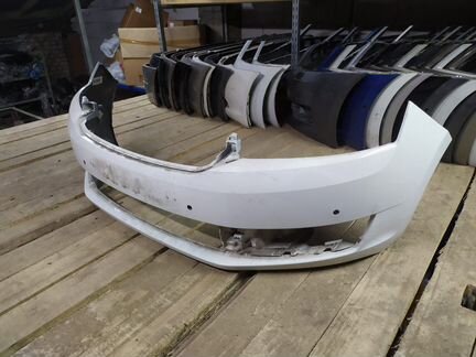 Бампер передний Шкода Рапид арт 24062