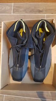 Ботинки лыжные fischer, муж 42 sns