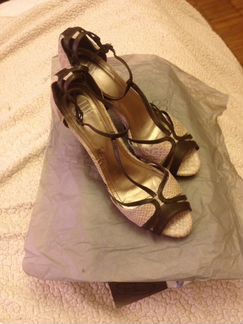 Продам туфли(новые)