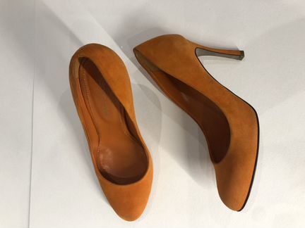 Оранжевые туфли Sergio Rossi