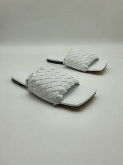 Шлепанцы bottega veneta плетеные женские