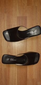 Шлепанцы кожаные новые