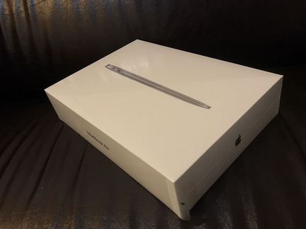 MacBook Air 13 2020 i5 1.1/8/256 Silver