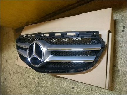 Решетка радиатора Mercedes E w212 212 AMG Рестайл