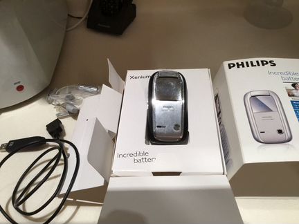 Телефон Philips Xenium на запчасти или ремонт