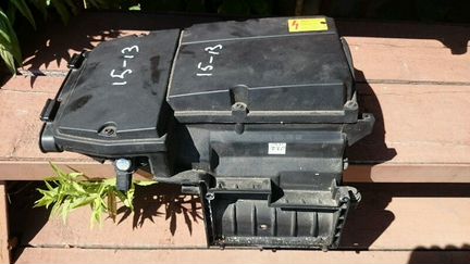 Корпус воздушного фильтра Mercedes W203 W211 1.8i