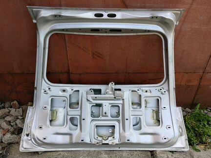 Крышка Ford Focus C-Max багажника дверь