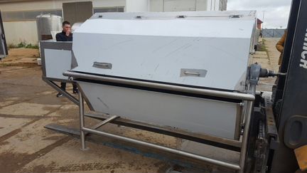 Охладитель творога упт новый