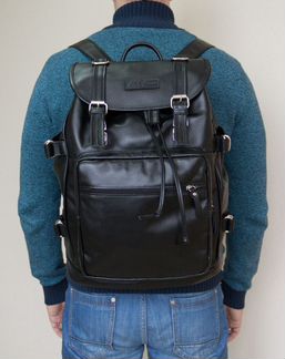 Кожаный мужской рюкзак Carlo Gattini