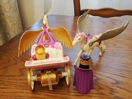Playmobil карета, пегасы, принцесса и принц
