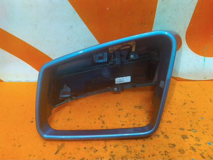 Крышка зеркала левая Mercedes Gla-Class X156