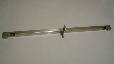 Полка из стекла,крючки держатели