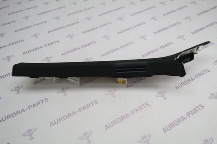 Обшивка стойки Range Rover Velar L560 2017