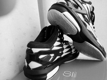 Новые адидас оригинал crazylight boost