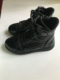 Ботинки на девочку