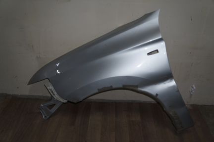 Крыло переднее левое Mitsubishi Outlander