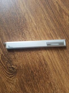 Ручка, калькулятор