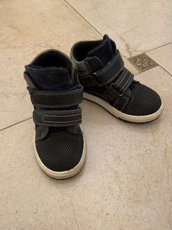 Ботинки демисезонные 25 размер