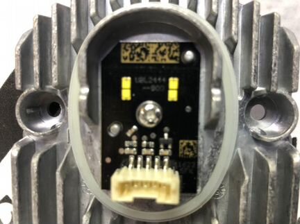 Блок подсветки светодиодных колец BMW G30 неадапт