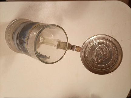 Пивная кружка с крышкой