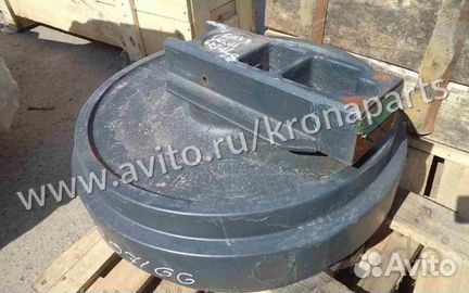 Ленивец (направляющее колесо) Hyundai R360LC