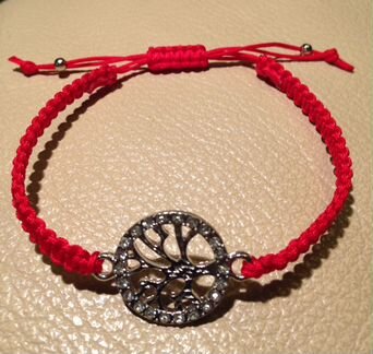 Браслет красная нить