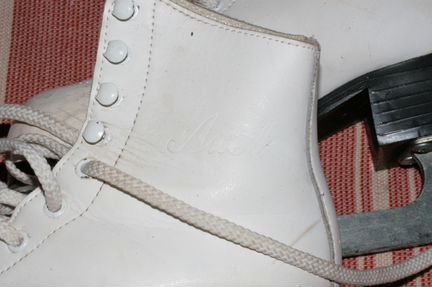 Коньки Axel детские фигурные натуральная кожа р35