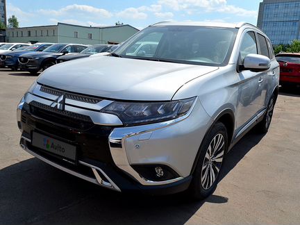Mitsubishi Outlander 2.4 CVT, 2020