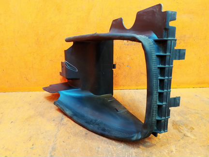 Воздуховод бампера правый Land Rover Range Rover