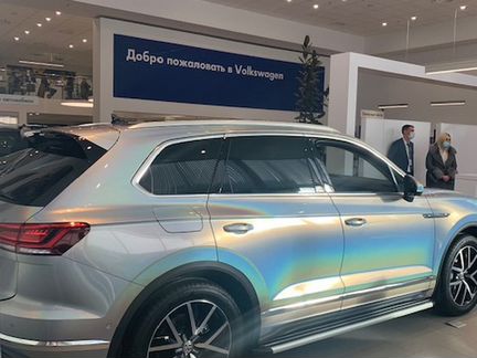 Volkswagen Touareg 3.0 AT, 2020