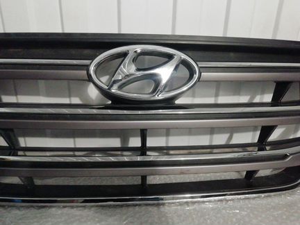 Решетка радиатора передняя верхняя Hyundai Tucson