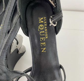 Босоножки : Alexander Macqueen